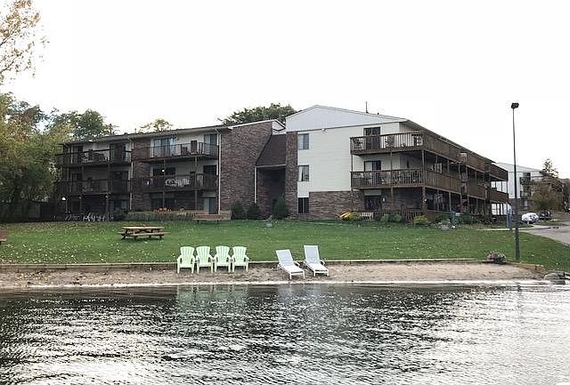 Lake Living!