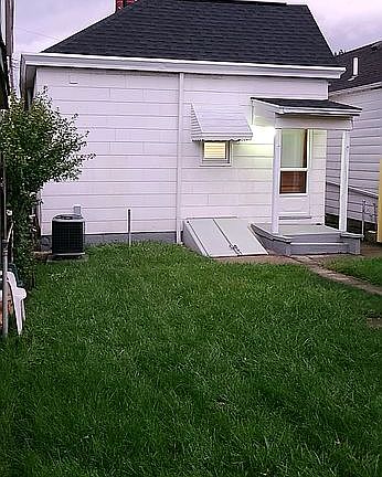 4th image of 3313 Grace Ave