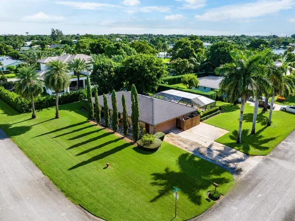 3714 S Lake Drive, Boynton Beach, FL 33435