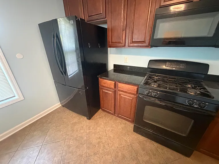 3665 Galloway Ln — Photo 14