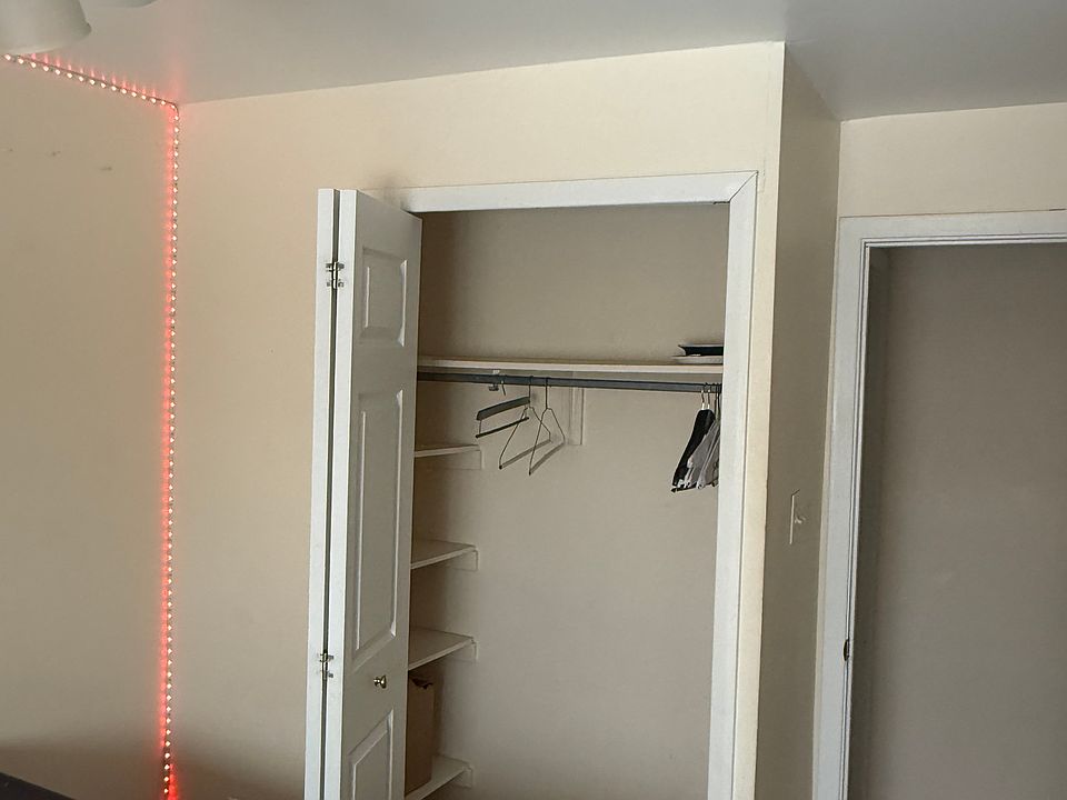 2nd image of 7006 Knighthood Ln
