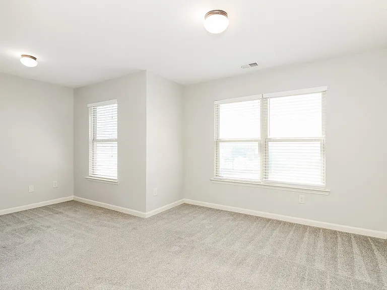 46 Hamilton Blvd NW — Photo 14