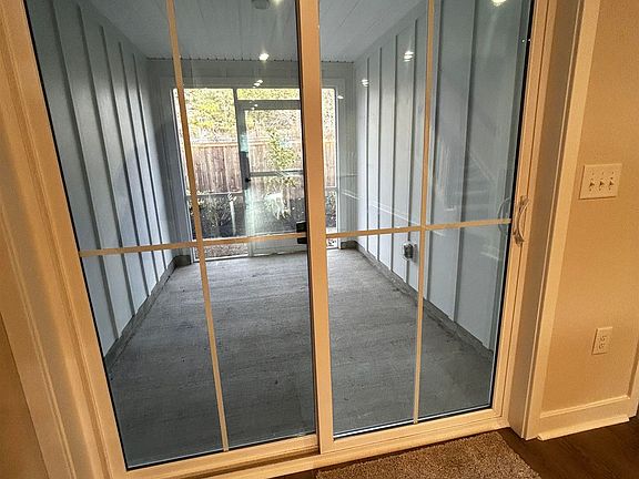 5th image of 1305 Pleasant View Dr #C