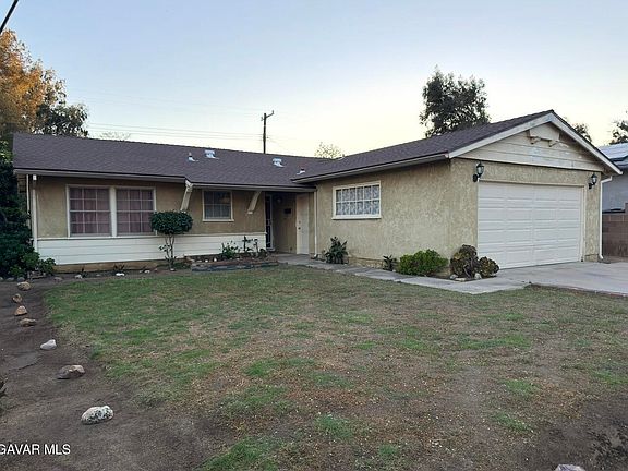 2nd image of 13525 Simshaw Ave