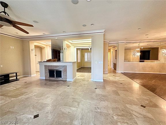 4th image of 1708 Wincanton Dr