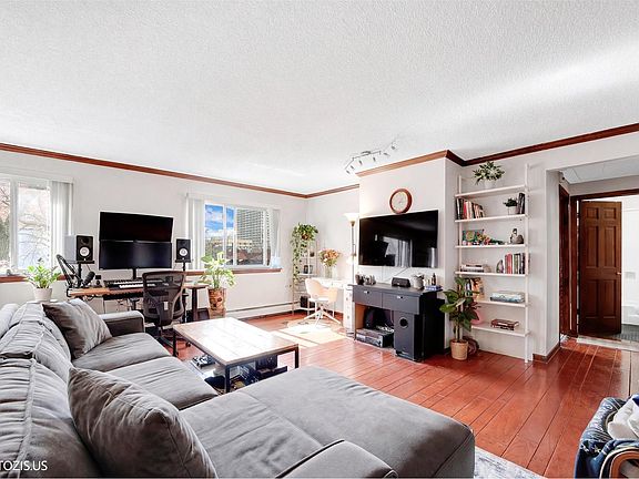 3rd image of 5100 N Sheridan Rd APT 502
