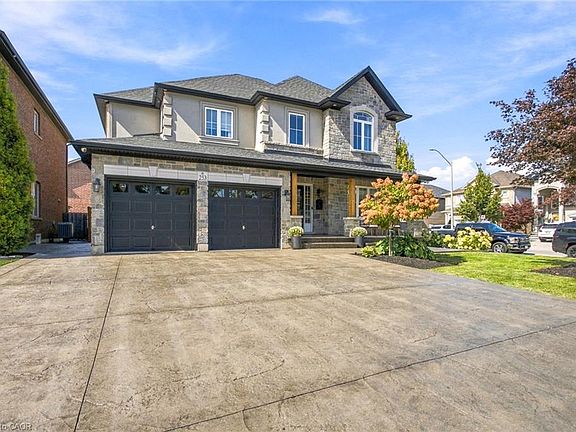 2nd image of 253 Upper Mount Albion Rd