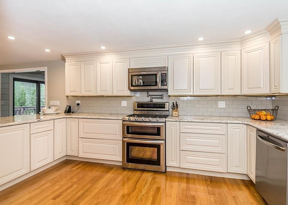 183 King St, Groveland, MA 01834 Zillow