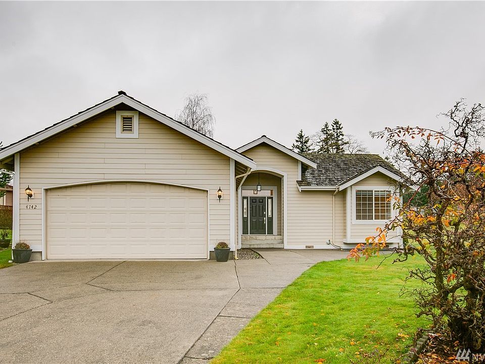 1st image of 4742 Sawgrass Way