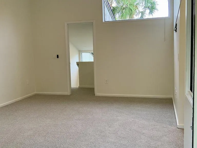 9787 Sawgrass Dr E — Photo 9