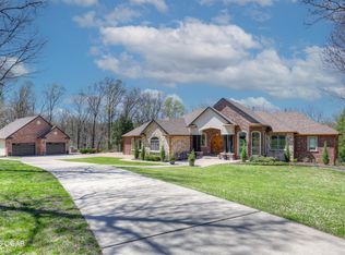 4550 Goldfinch Rd, Joplin, MO 64804