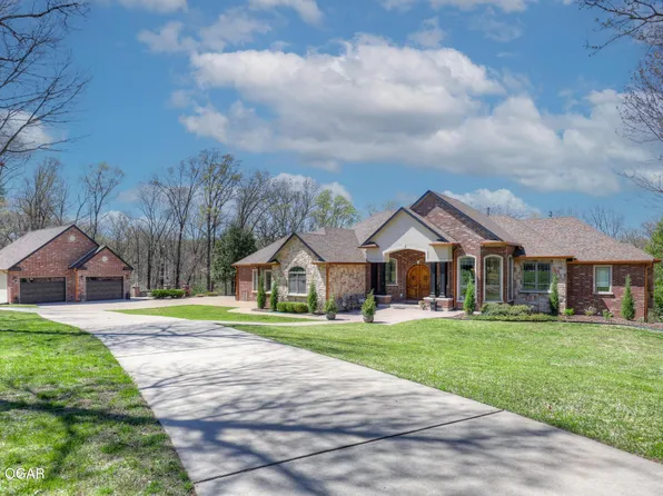 4550 Goldfinch Rd, Joplin, MO 64804