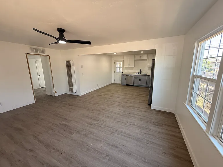 10916 Santa Rosa Ave #A — Photo 18