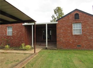 114 W Fields Row, Pauls Valley, OK 73075