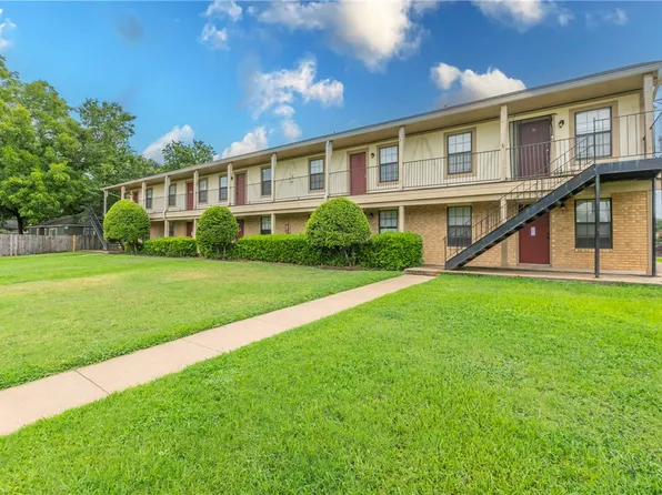 2005 S 8th St APT 12, Waco, TX 76706