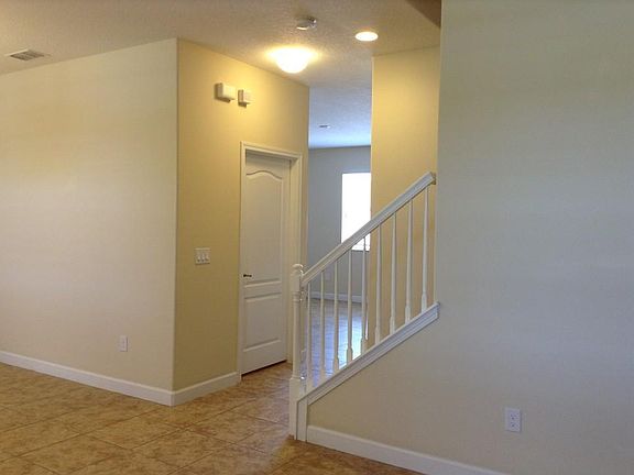 3rd image of 9036 Savannah Magnolia Ln