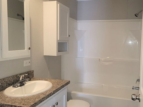 3rd image of 104 Idaho St #104