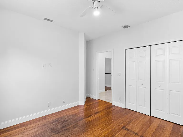 21698 Abington Ct — Photo 49