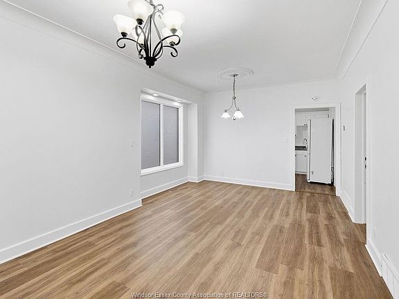 4th image of 1541 Lincoln Rd