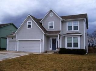 18471 Cherry St, Gardner, KS 66030