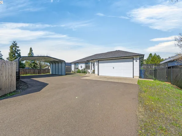 669 NW T St, Winston, OR 97496