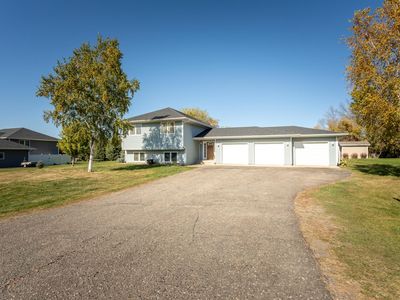 2589 Burgen Ln SE, Alexandria, MN, 56308