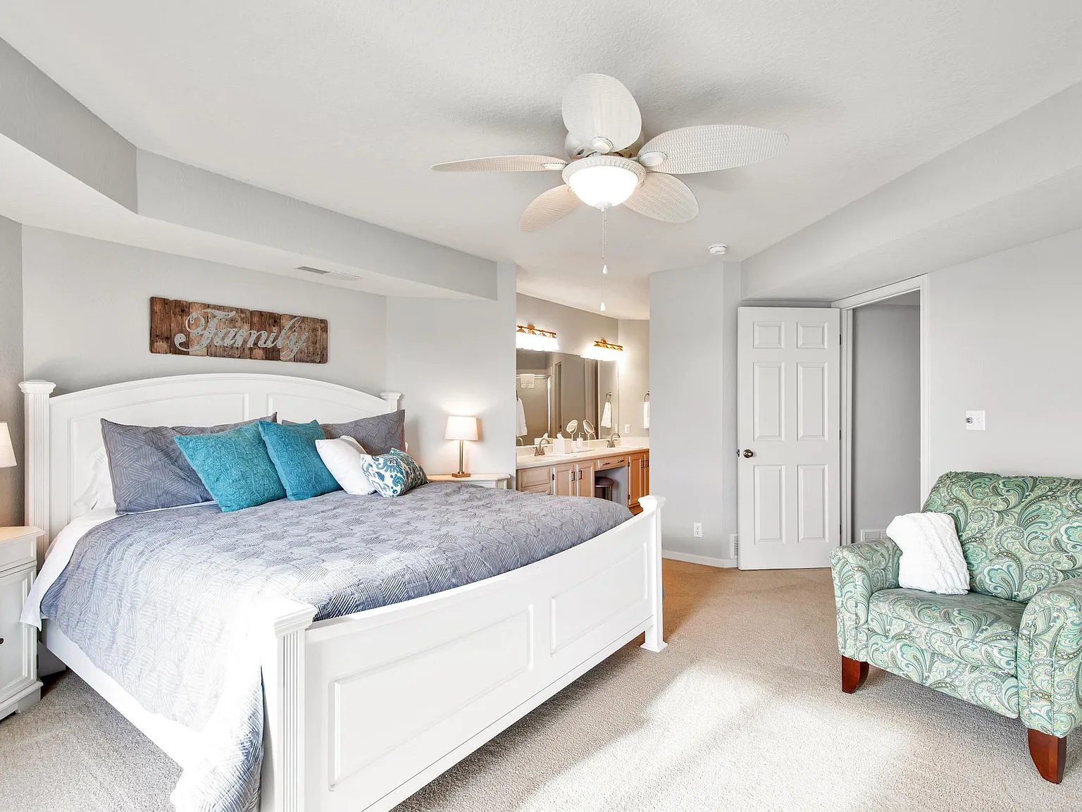 404 Regatta Bay Cir — Photo 3