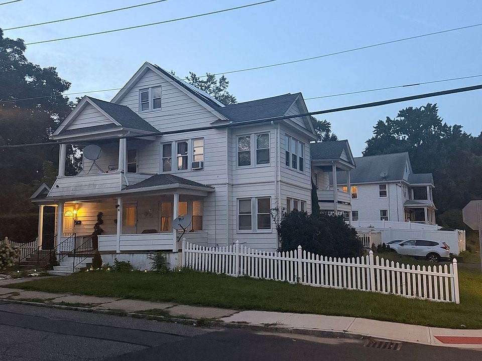 1st image of 131 Hamburg St #2