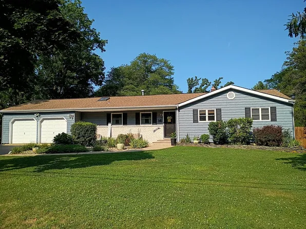 87 Thayer Dr, Tinton Falls, NJ 07724