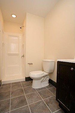 2nd image of 1526 N Willington St #B