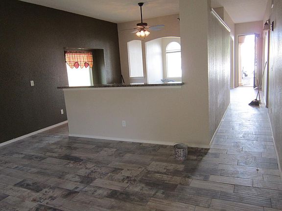 3rd image of 2133 Shreya St