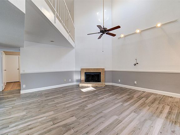 2nd image of 9809 Richmond Ave Unit D5