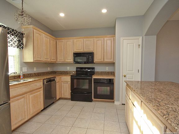 5th image of 602 RENOIR #602