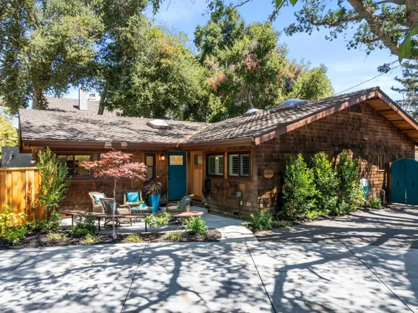 1305 Hopkins Ave, Palo Alto, CA 94301