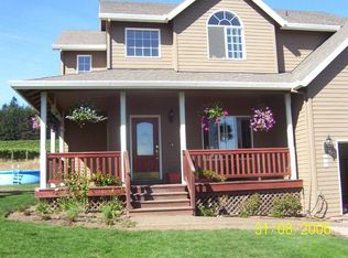 260 NW Plum St, Dundee, OR 97115