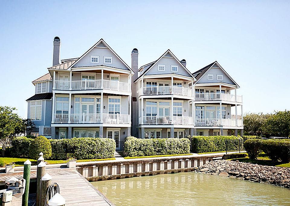 1st image of 2451 Lakewood Pointe Dr