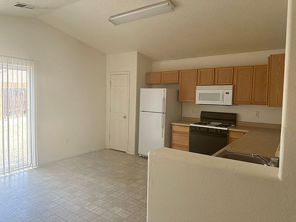 2nd image of 2767 Jesse James Dr SW