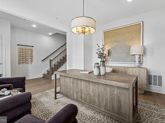 3rd image of 1205 Bear Oak Ln #2