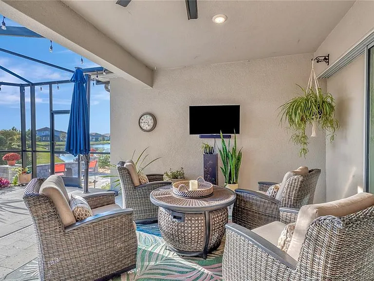 7213 Talamore Dr — Photo 29