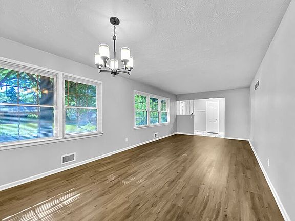 5th image of 3908 Stonewall Ave