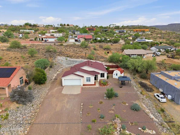 19440 E INDIAN HILLS Drive, Black Canyon City, AZ 85324