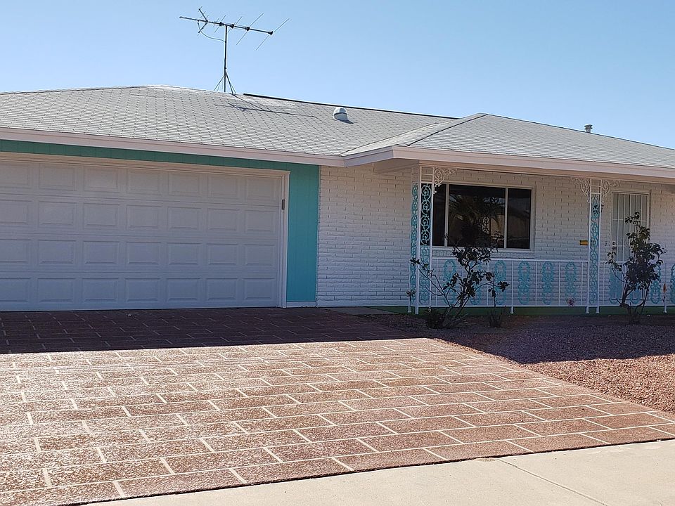 1st image of 10526 W Kingswood Cir