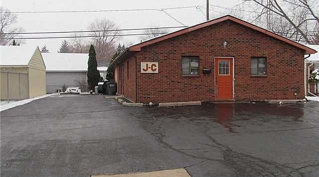 2nd image of 1134 S Reynolds Rd