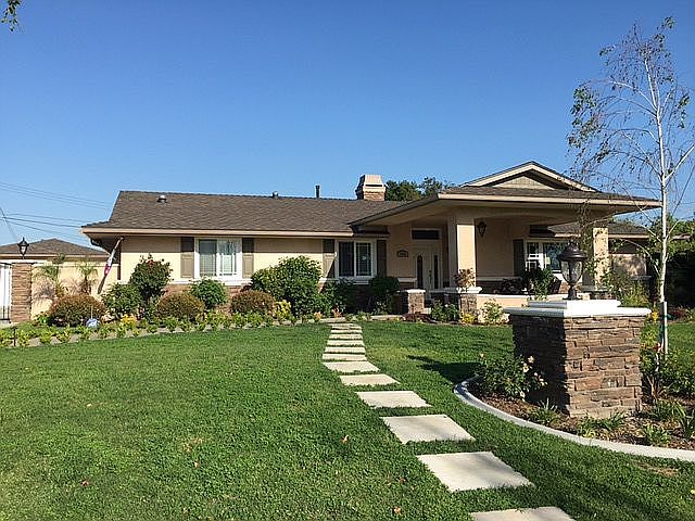 1st image of 3844 N Briarpath Ave