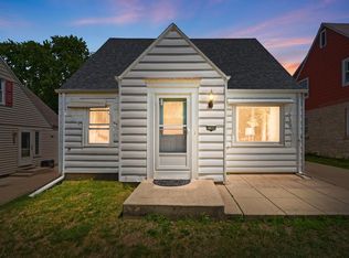 2144 S 98th STREET, West Allis, WI 53227