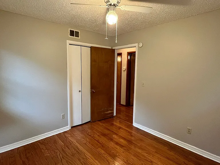 324 W Michael Dr — Photo 13
