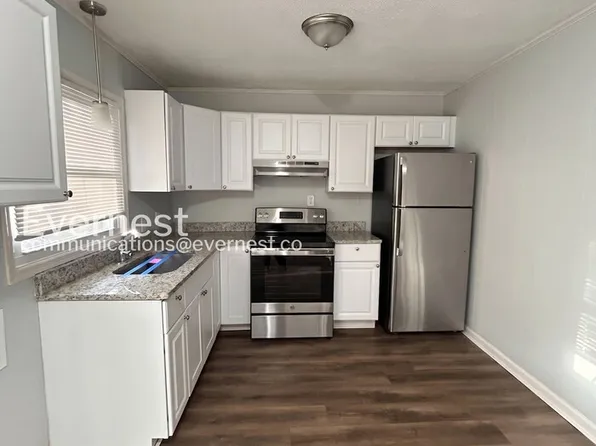 275 Efird St, Gastonia, NC 28054