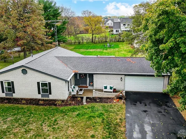 4659 E County Line Rd, Springfield, OH 45502