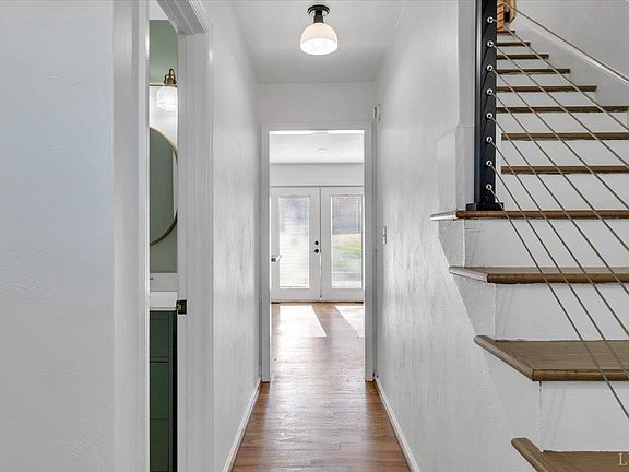 4th image of 229 Queen Regent Ct