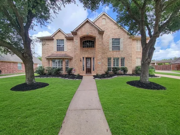 17715 Laguna Trail Dr, Houston, TX 77095